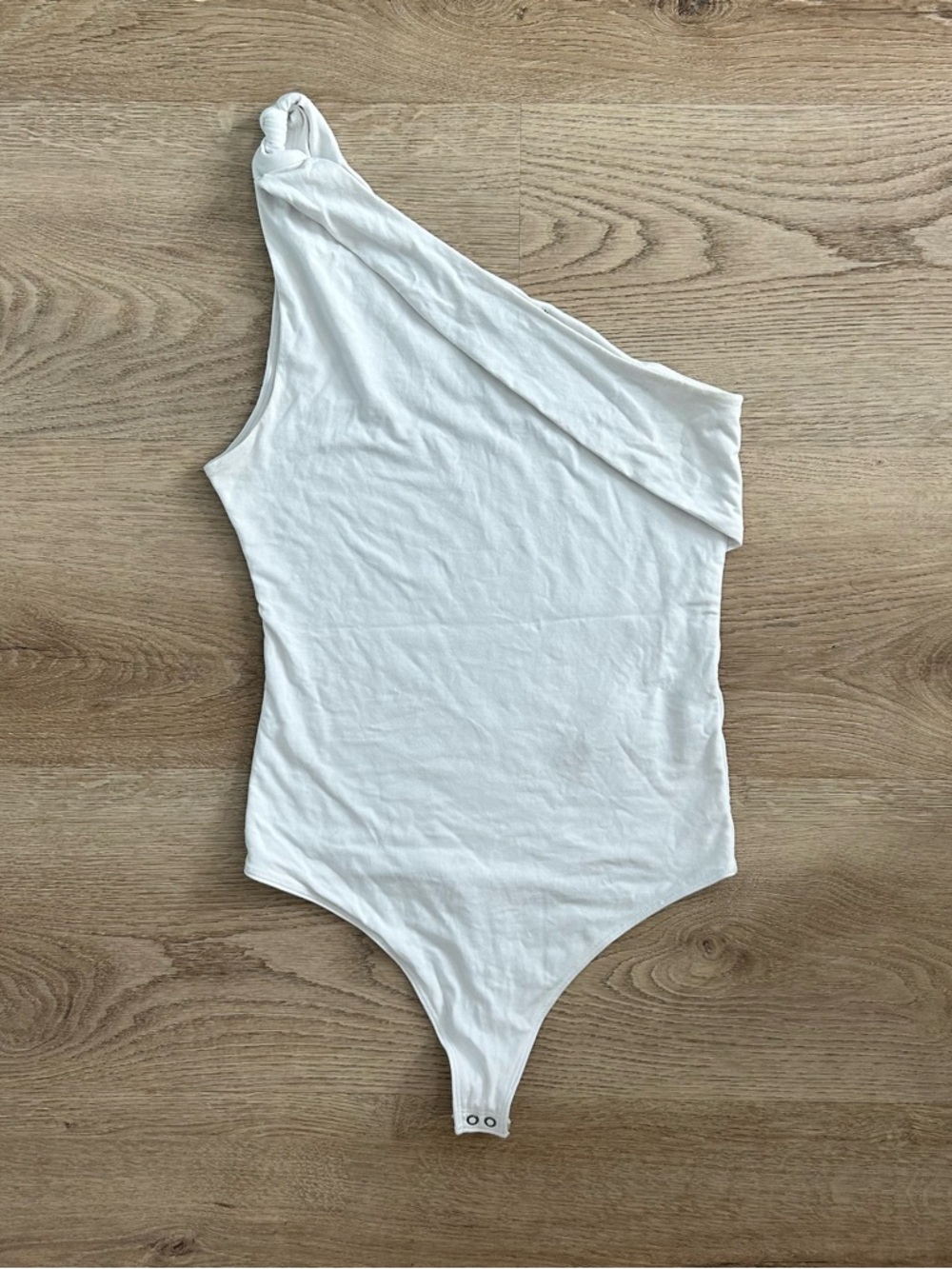 ABERCROMBIE & FITCH ONE SHOULDER BODYSUIT WHITE